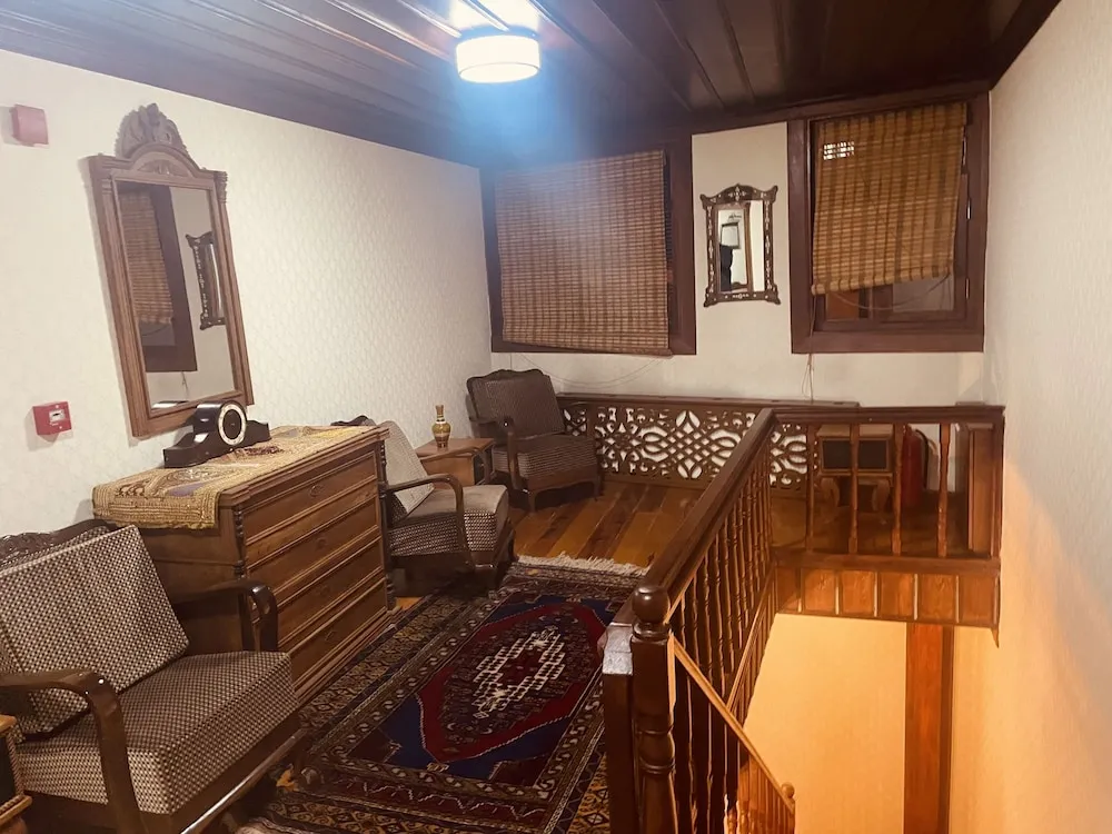 Standard Üç Kişilik Oda