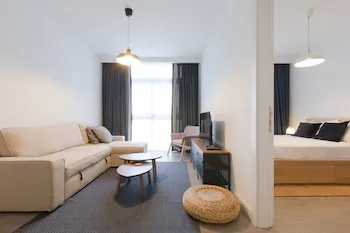 Kapalı Havuzlu ve Spor Salonlu Lüks Rezidans