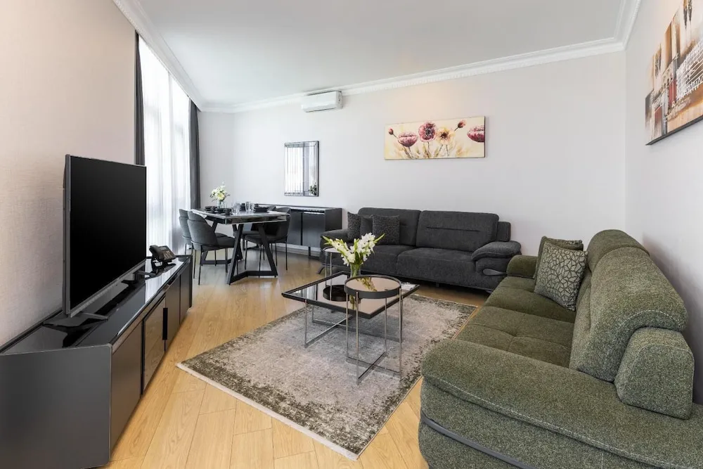 Apart Daire, 3 Yatak Odası, Şehir Manzaralı, Köşe