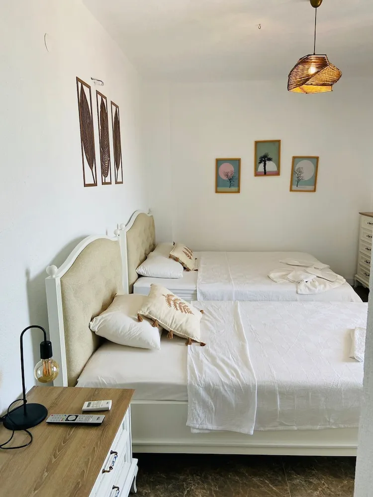 Deluxe Tek Büyük veya İki Ayrı Yataklı Oda
