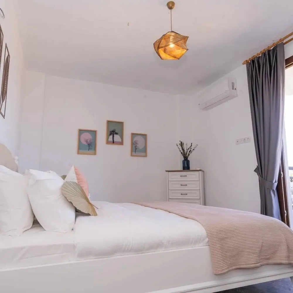 Deluxe Tek Büyük veya İki Ayrı Yataklı Oda