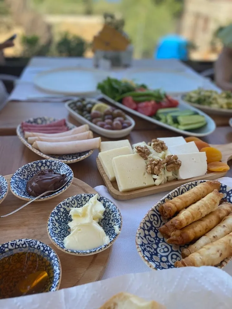 Deluxe Tek Büyük veya İki Ayrı Yataklı Oda