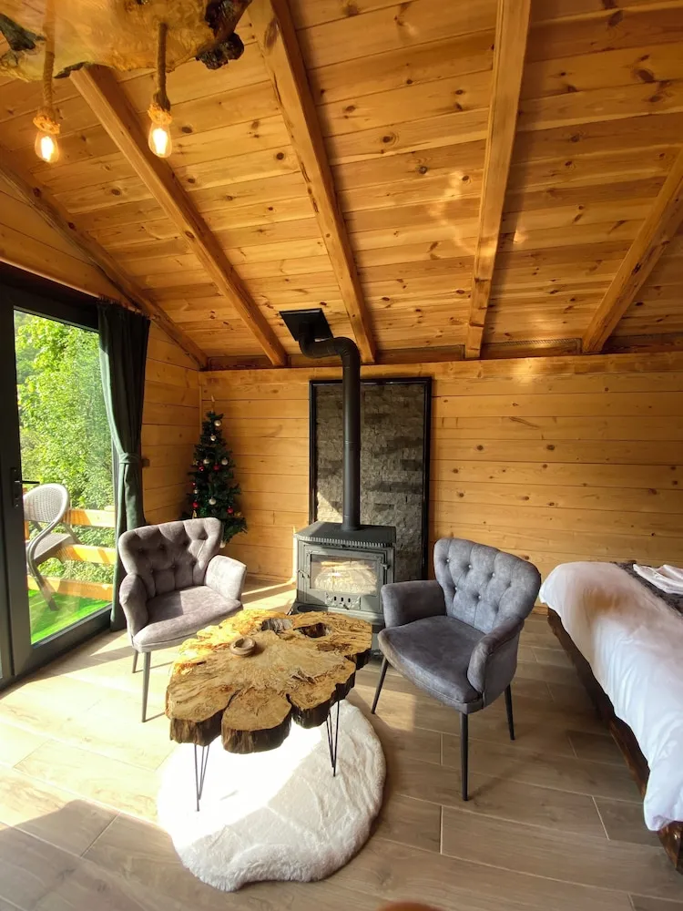 Basic Bungalov, Dağ Manzaralı