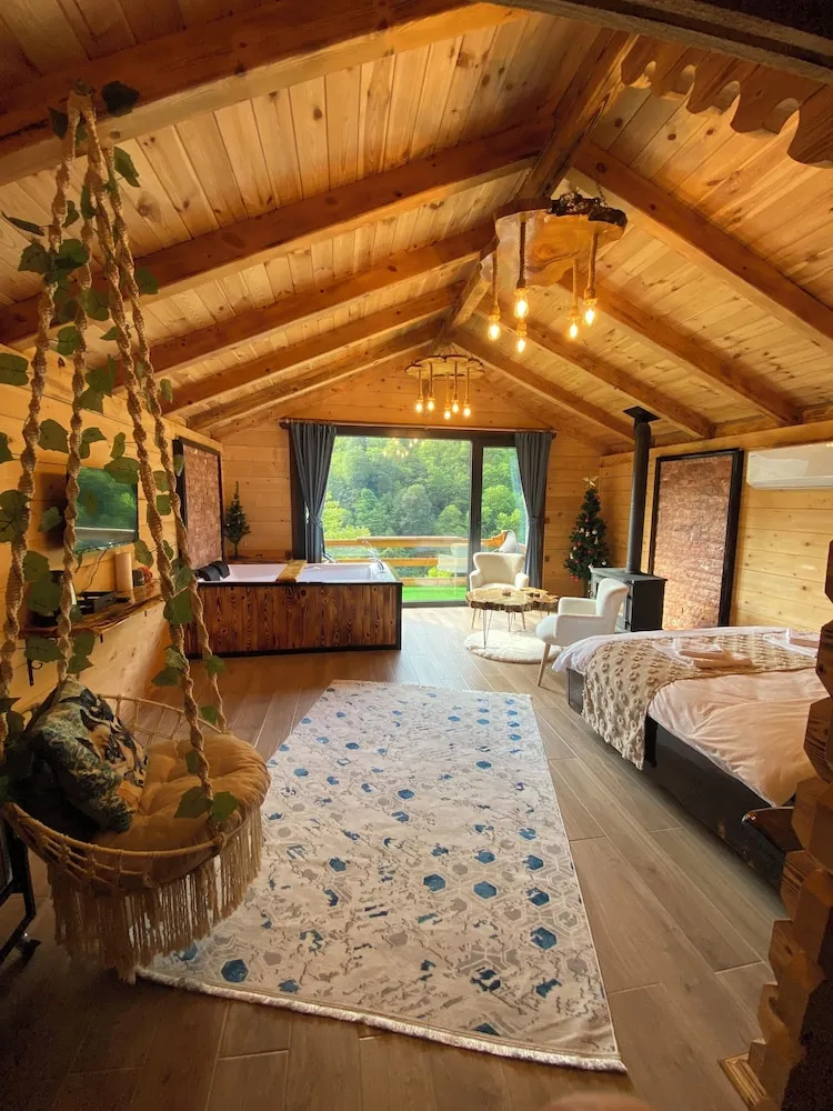 Basic Bungalov, Dağ Manzaralı