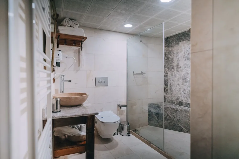 Royal Oda, 1 En Büyük (King) Boy Yatak