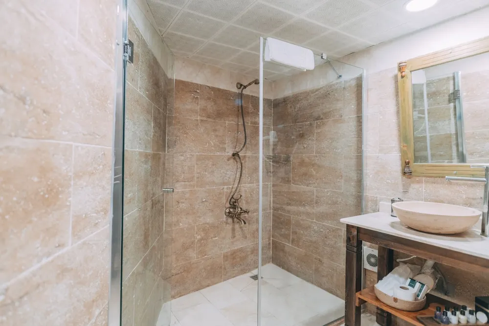 Junior Oda, 1 En Büyük (King) Boy Yatak