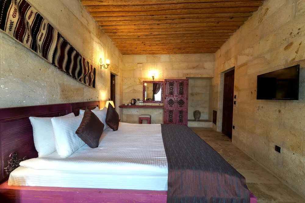 Classic Tek Büyük veya İki Ayrı Yataklı Oda