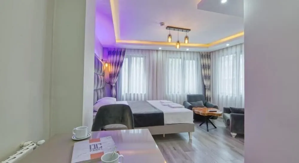 Deluxe Tek Büyük Yataklı Oda, 1 En Büyük (King) Boy Yatak