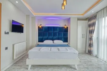 Galatagreenapple Hotel