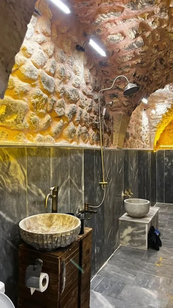 Romantic Tek Büyük Yataklı Oda