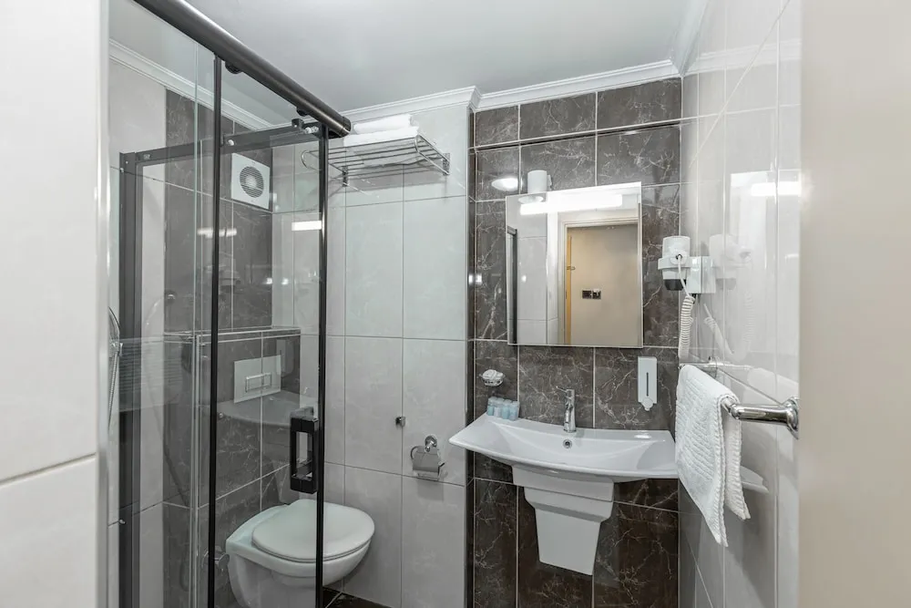 Loyal Double Room (Double)