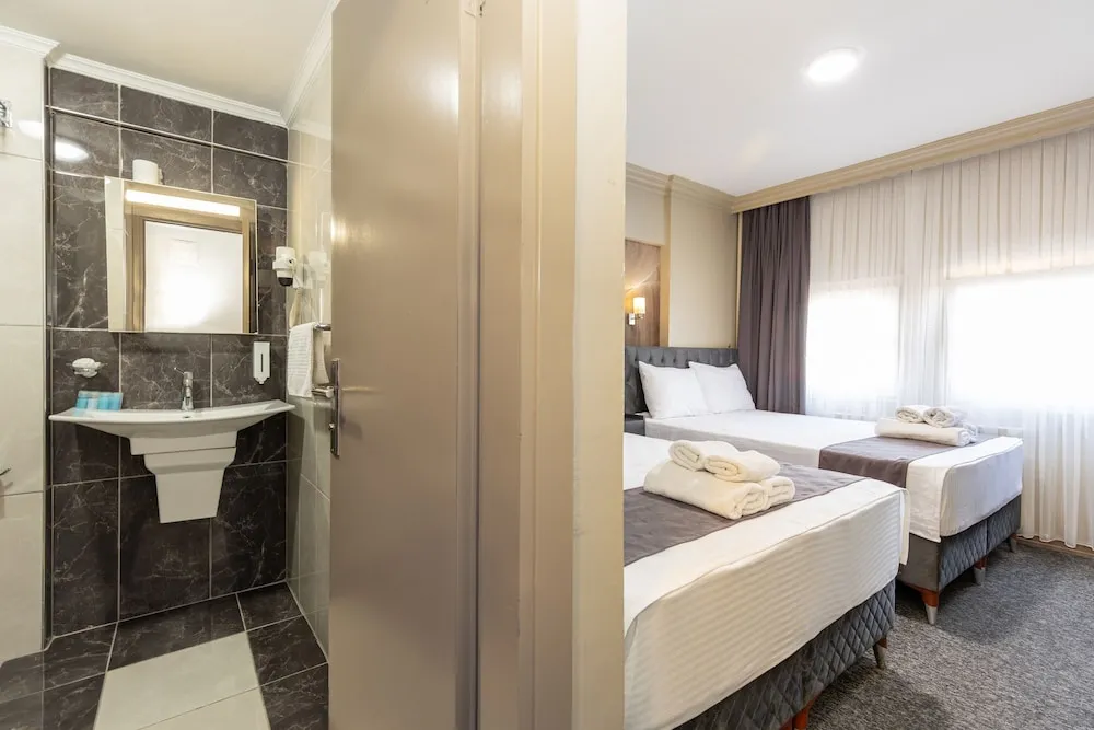 Loyal Double Room (Double)