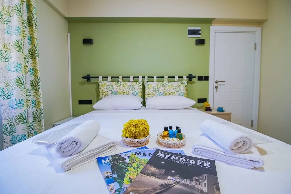 Deluxe Üç Kişilik Oda