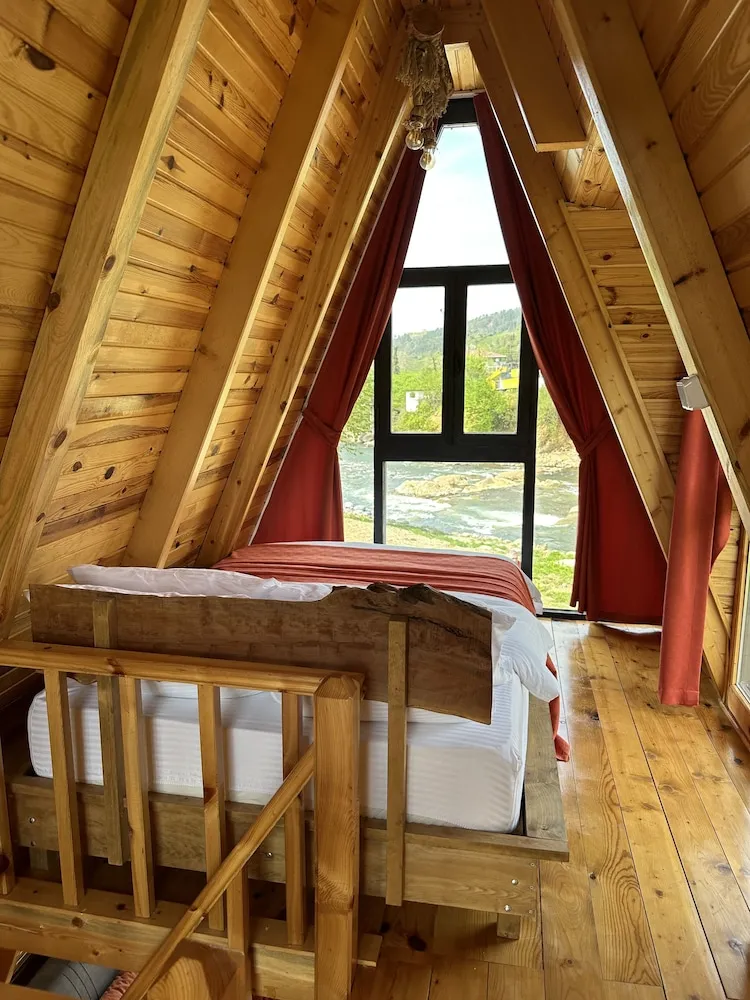 Deluxe Bungalov