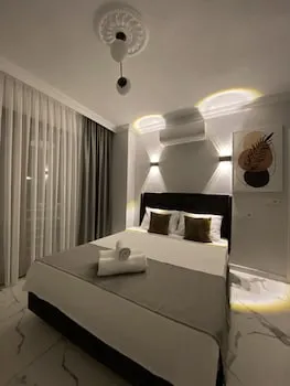 Bavella Boutique Hotel
