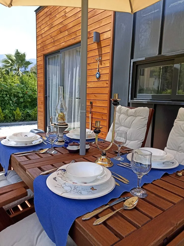 Business Bungalov