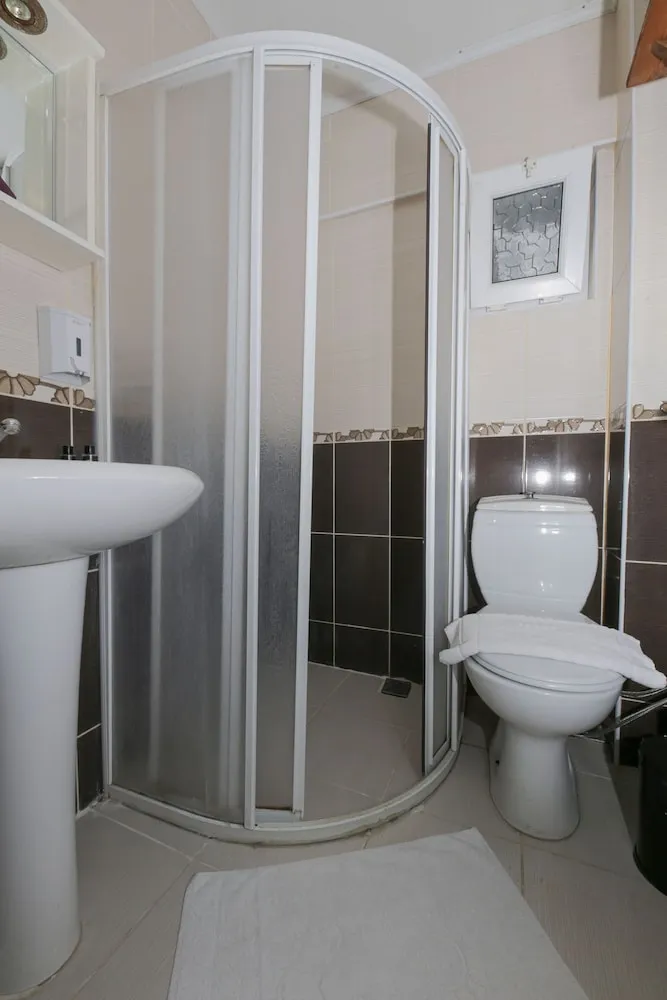 Standard Üç Kişilik Oda, Sigara İçilebilir, Deniz Manzaralı