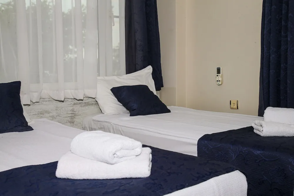 Deluxe Tek Büyük Yataklı Oda, Sigara İçilebilir, Deniz Manzaralı