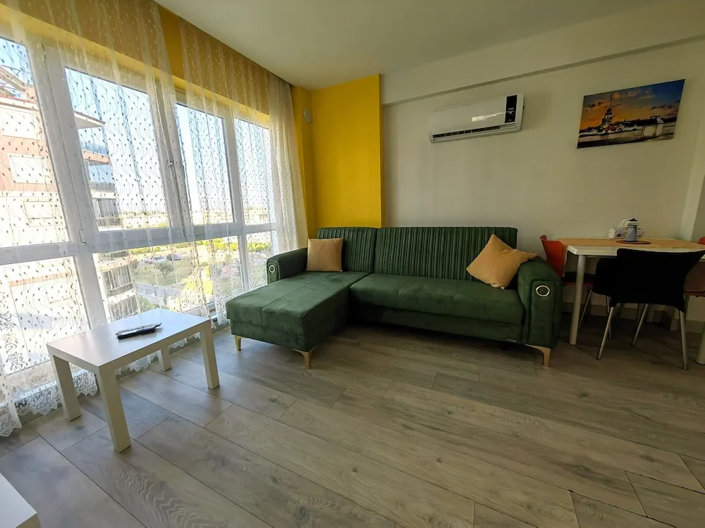 Comfort Apart Daire, 1 Büyük (Queen) Boy Yatak ve Çekyat, Sigara İçilmez, Havuz Kullanımı