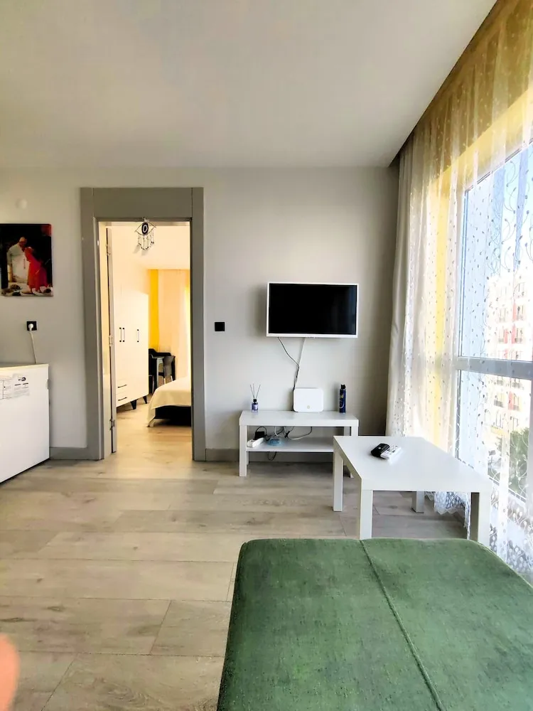 Comfort Apart Daire, 1 Büyük (Queen) Boy Yatak ve Çekyat, Sigara İçilmez, Havuz Kullanımı