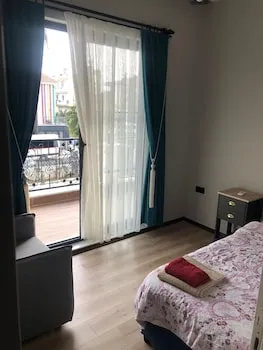 Via Pardi Apart Hotel