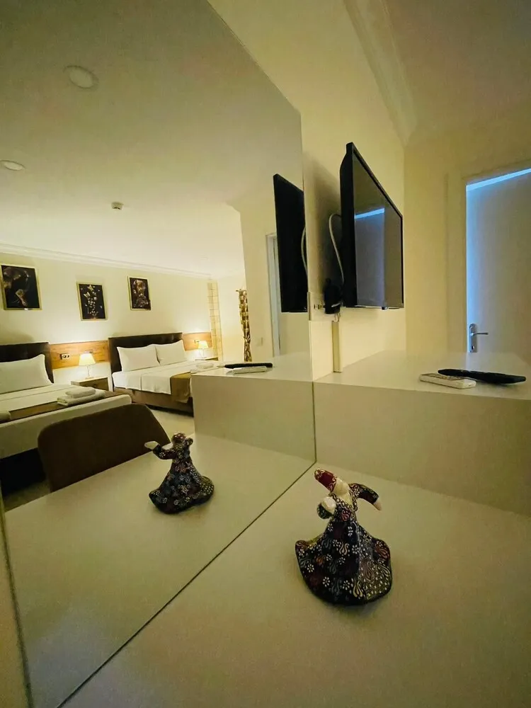 Comfort Oda, 1 Yatak Odası, Sigara İçilmez, Havuz Manzaralı