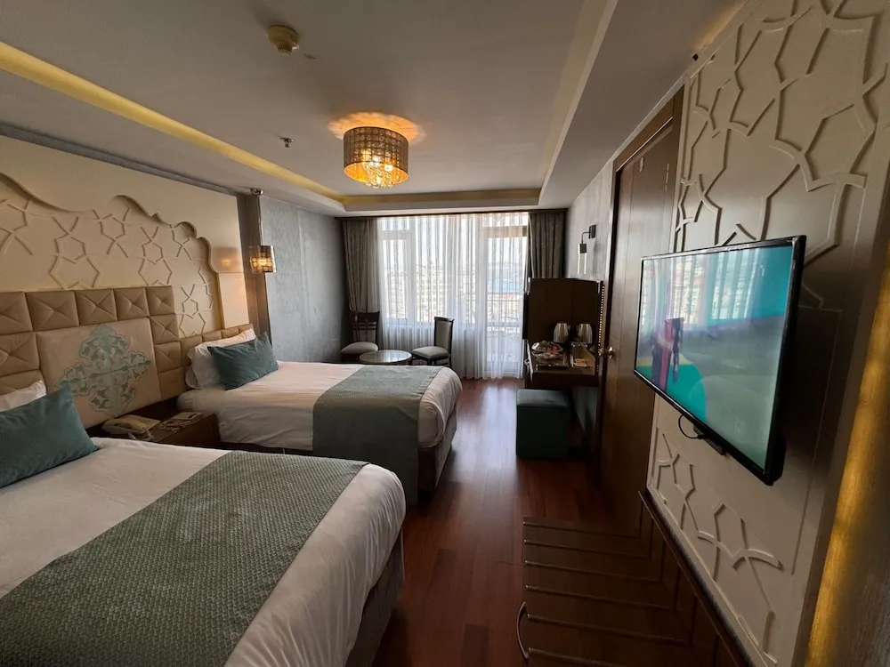 Deluxe Tek Büyük veya İki Ayrı Yataklı Oda, Deniz Manzaralı, Denize Bakan