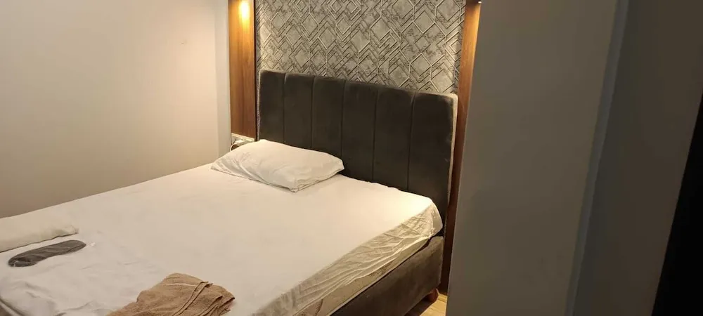 Classic Tek Büyük veya İki Ayrı Yataklı Oda