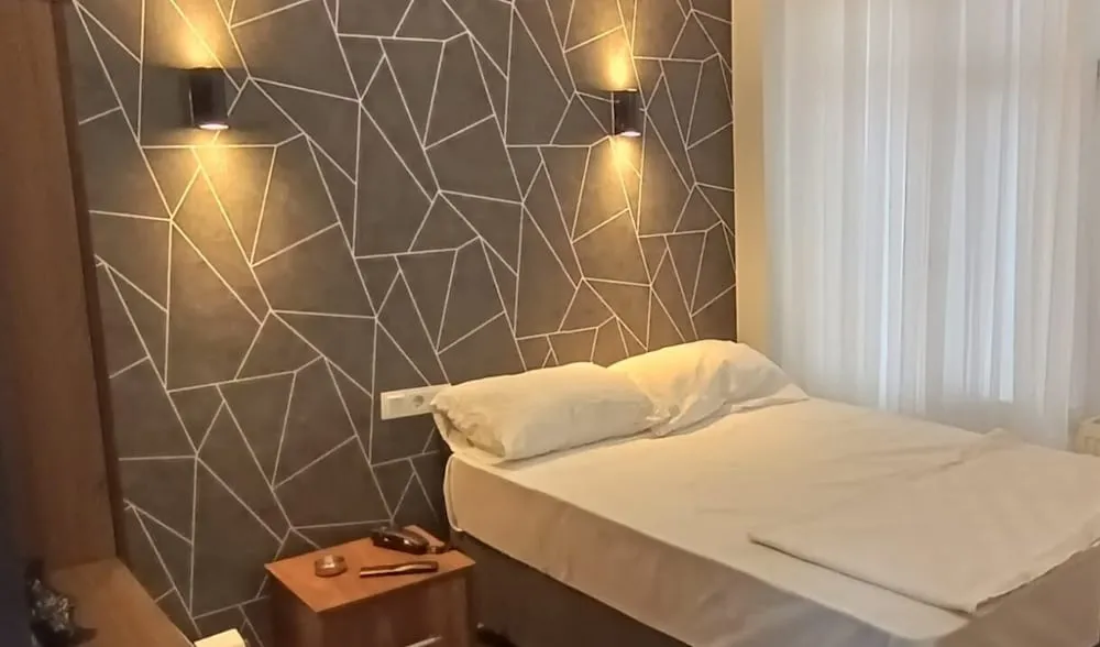 Classic Tek Büyük veya İki Ayrı Yataklı Oda