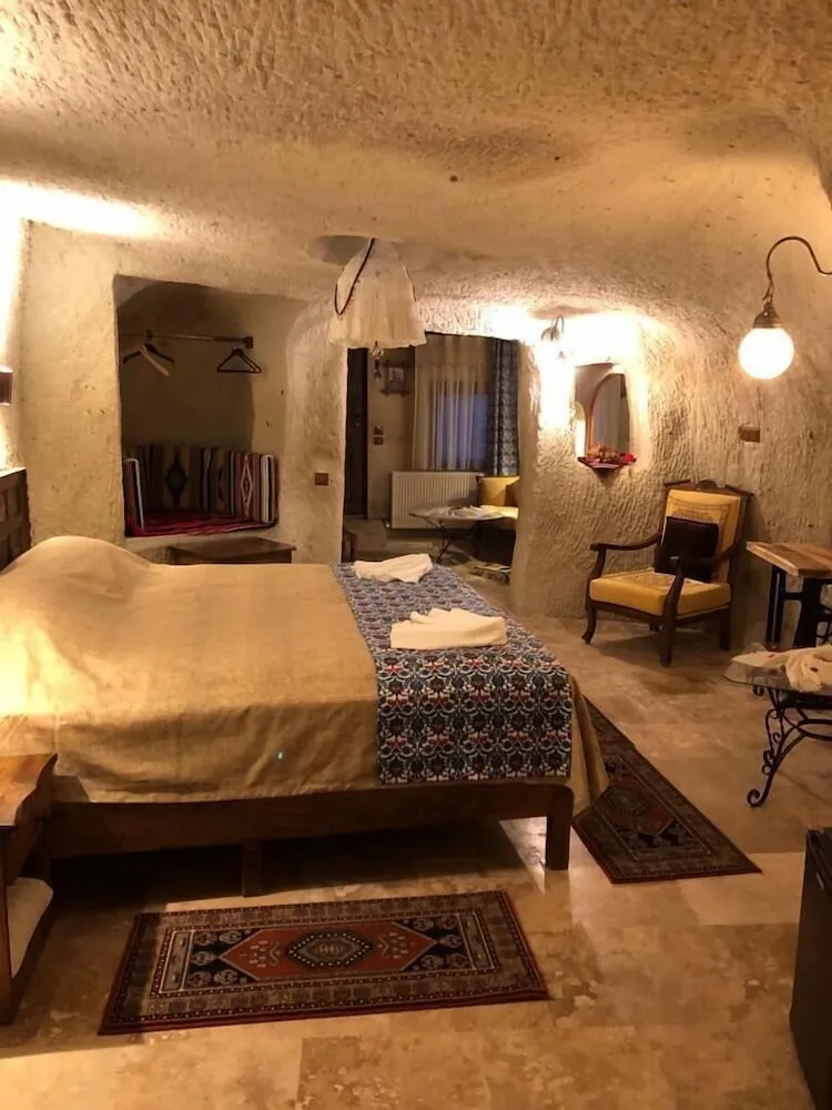 Deluxe Üç Kişilik Oda