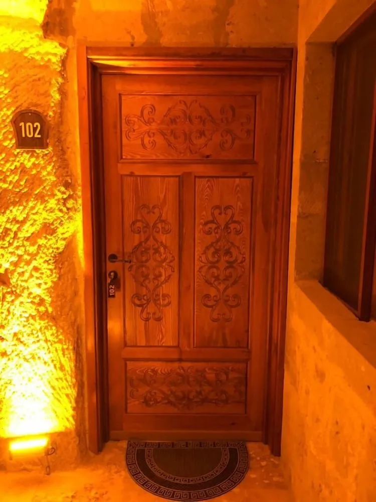 Classic Tek Büyük Yataklı Oda