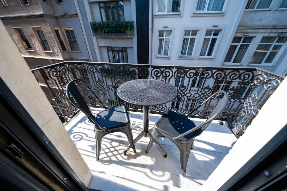 Junior Stüdyo Süit, Balkon