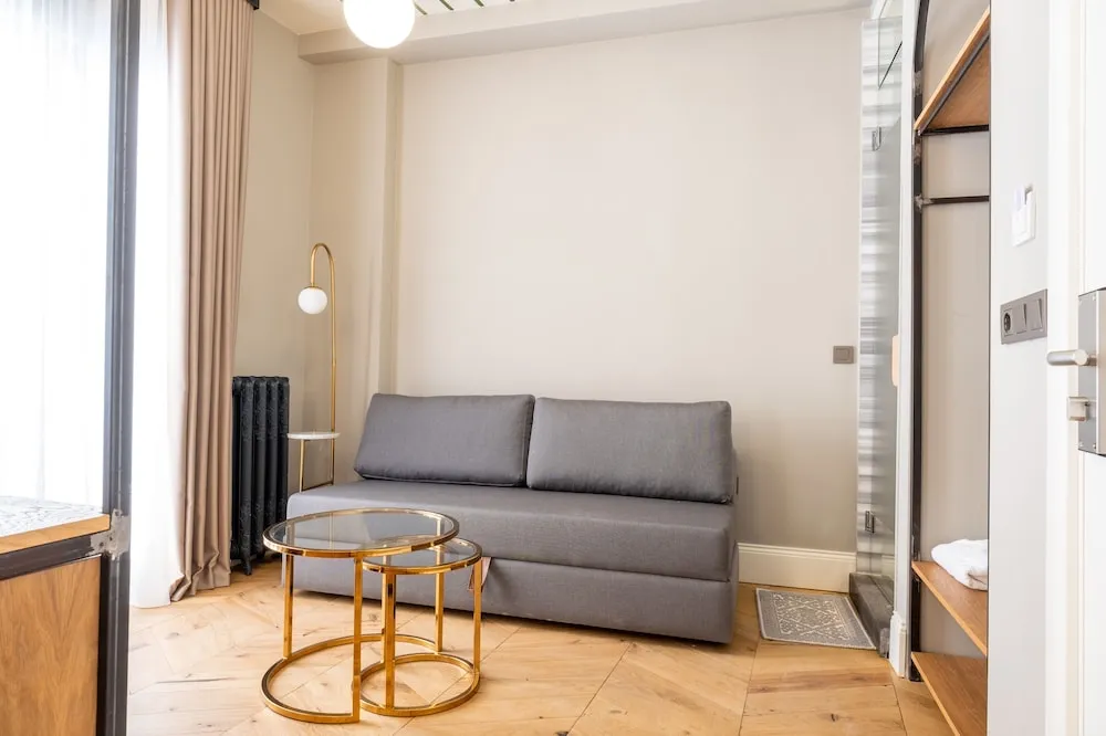 Standard Stüdyo Süit