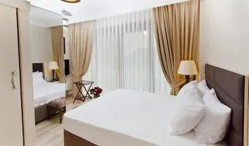 Evoda Hotel