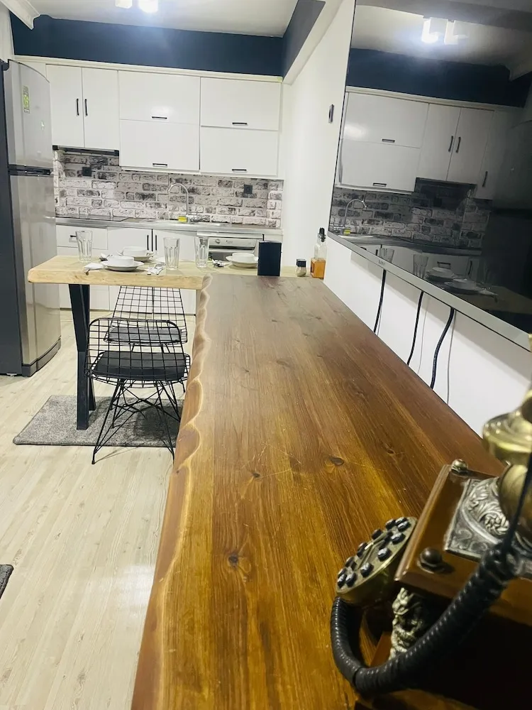 Konaklama yerinin ön cephesi