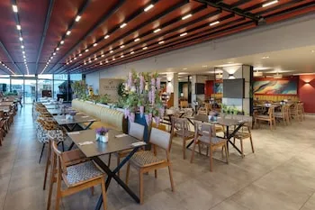 Hotella Resort & Spa