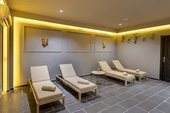 Hotella Resort & Spa