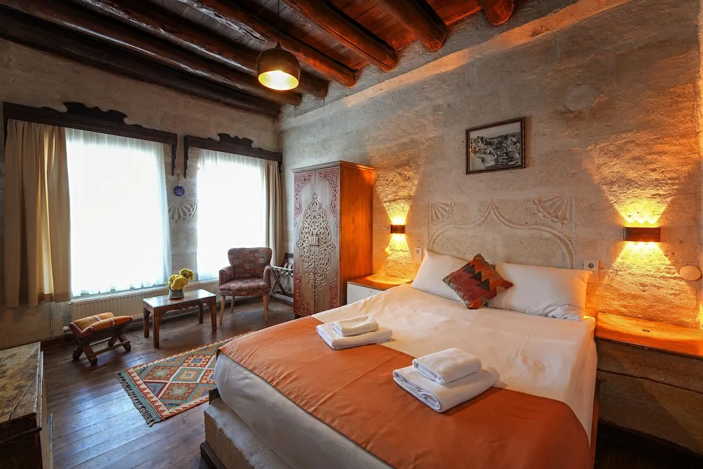 Deluxe Double Stone Room