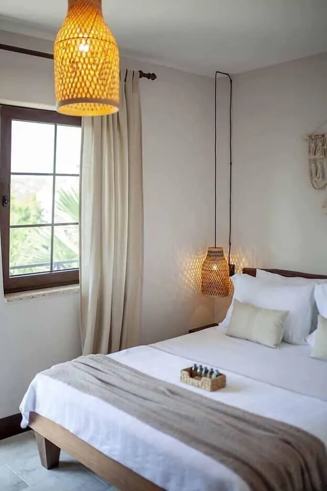 Superior Tek Büyük Yataklı Oda, Balkon, Deniz Manzaralı
