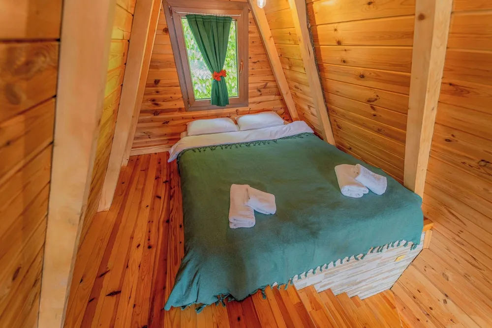 Economy Üç Kişilik Oda