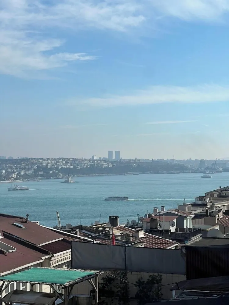 ROJ 42