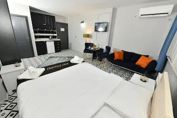 İSTANBUL PORT HOTEL