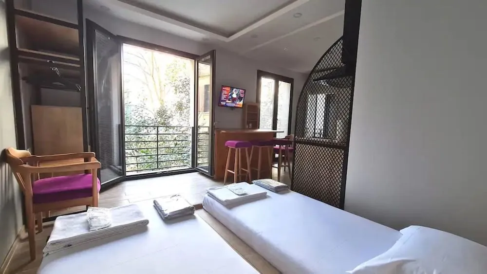 Deluxe Triple Apart Residence