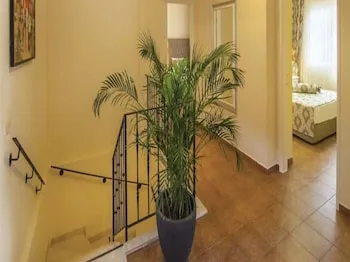 Pine Villas & Apartments Kuşadası