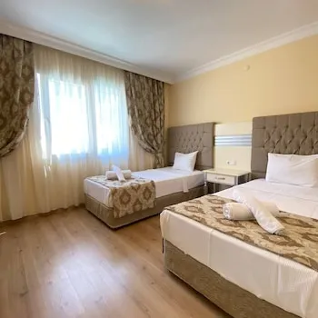 Pine Villas & Apartments Kuşadası