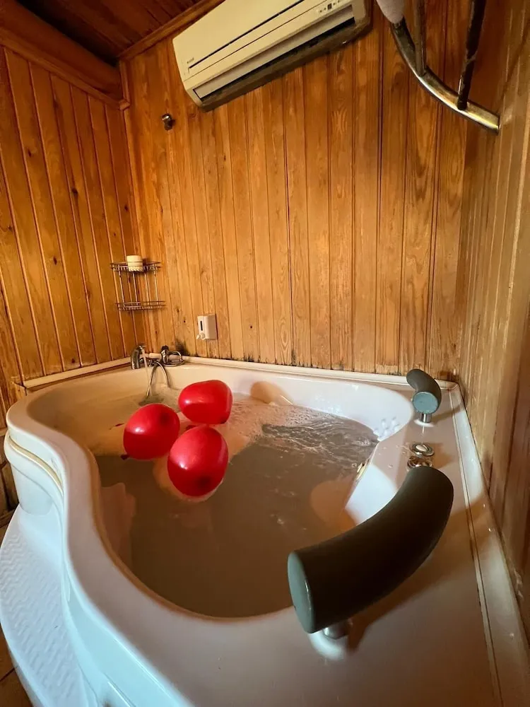 Exclusive Bungalov, Bahçe Manzaralı
