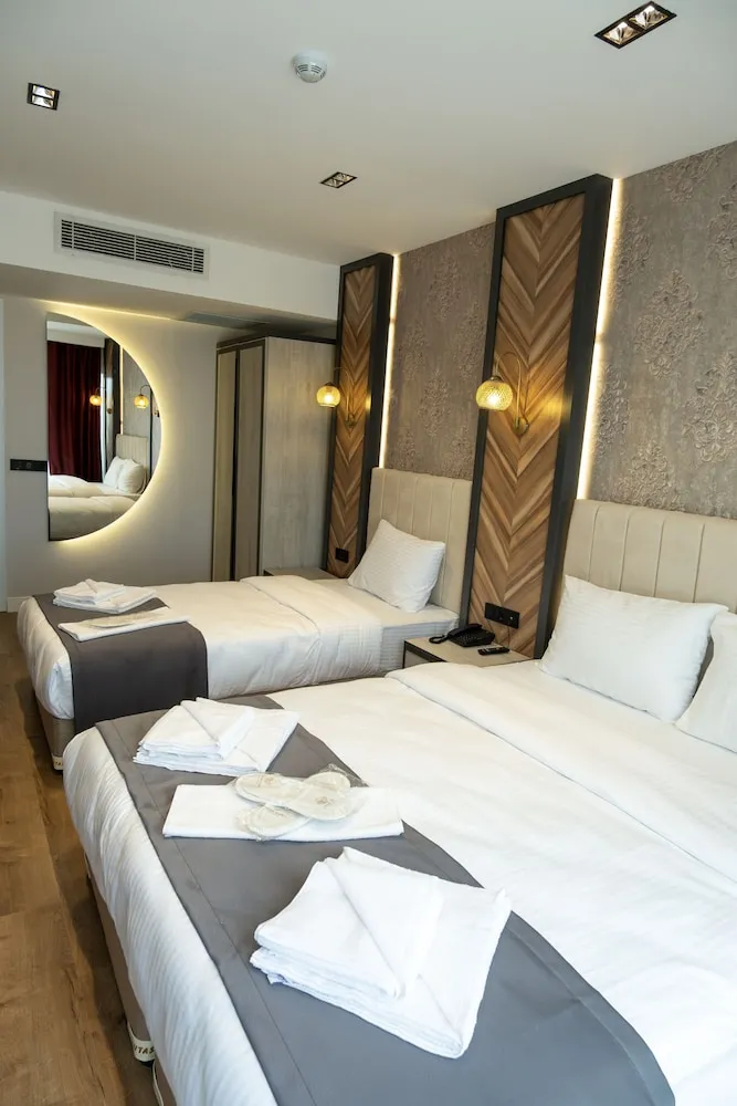 Economy Üç Kişilik Oda