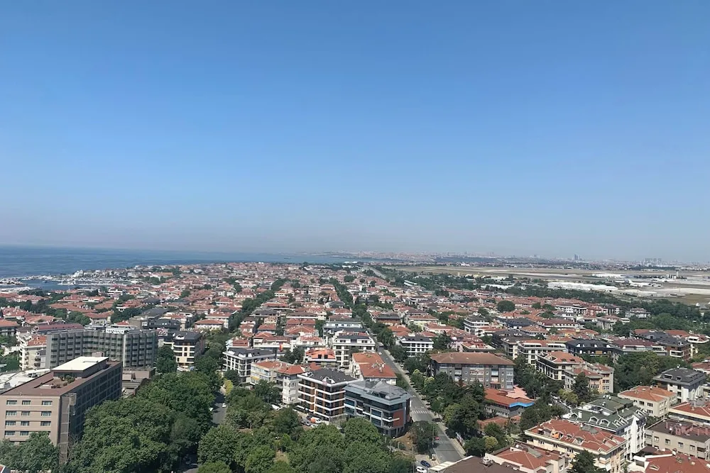 Deluxe Oda, 1 En Büyük (King) Boy Yatak, Şehir Manzaralı