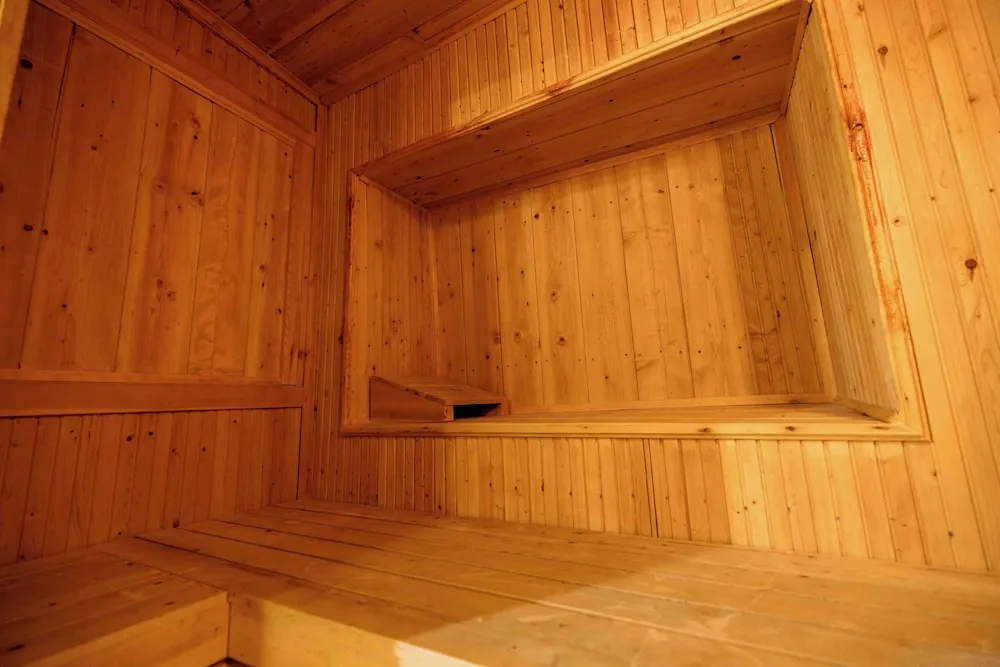 King Cave Suite