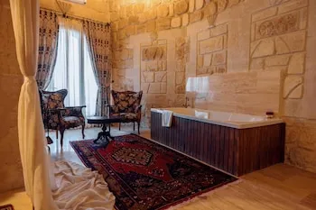 Mithra Cave Hotel Special Class